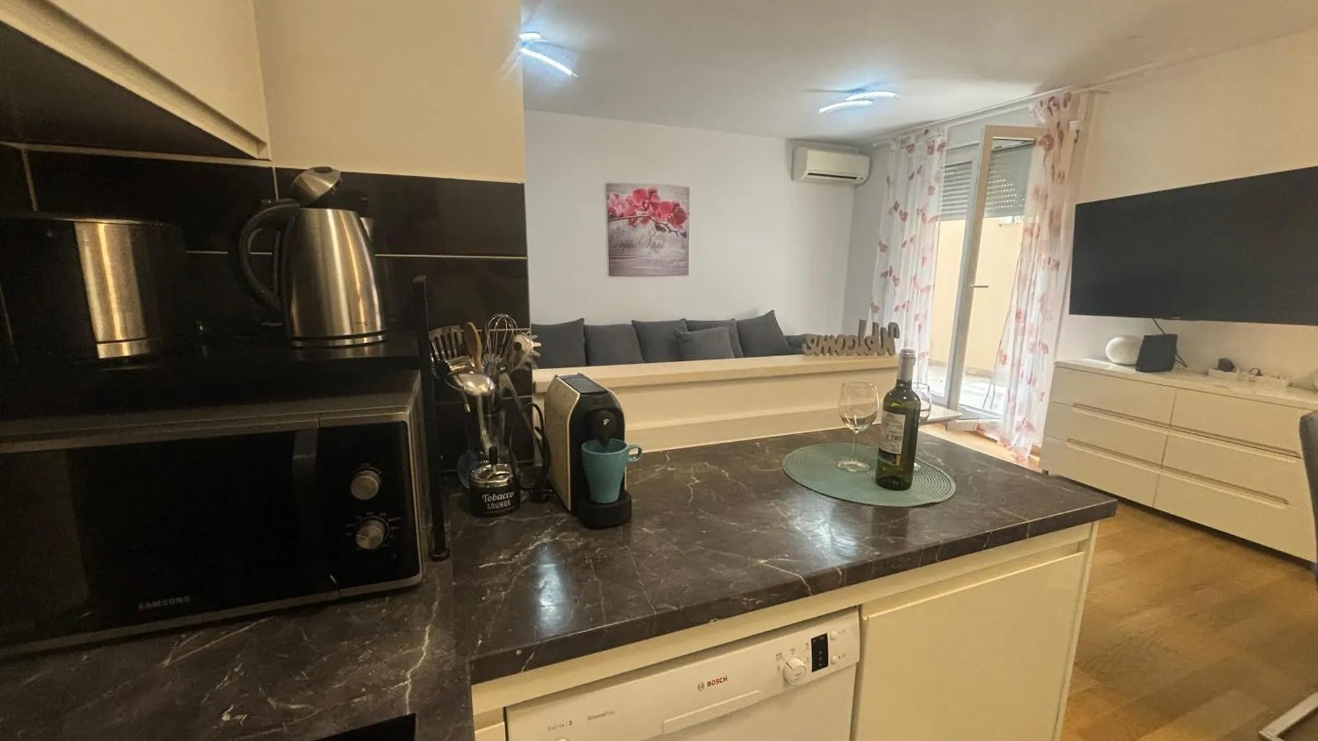 Apartment Dalmatinos Split Znjan 0*,  克罗地亚
