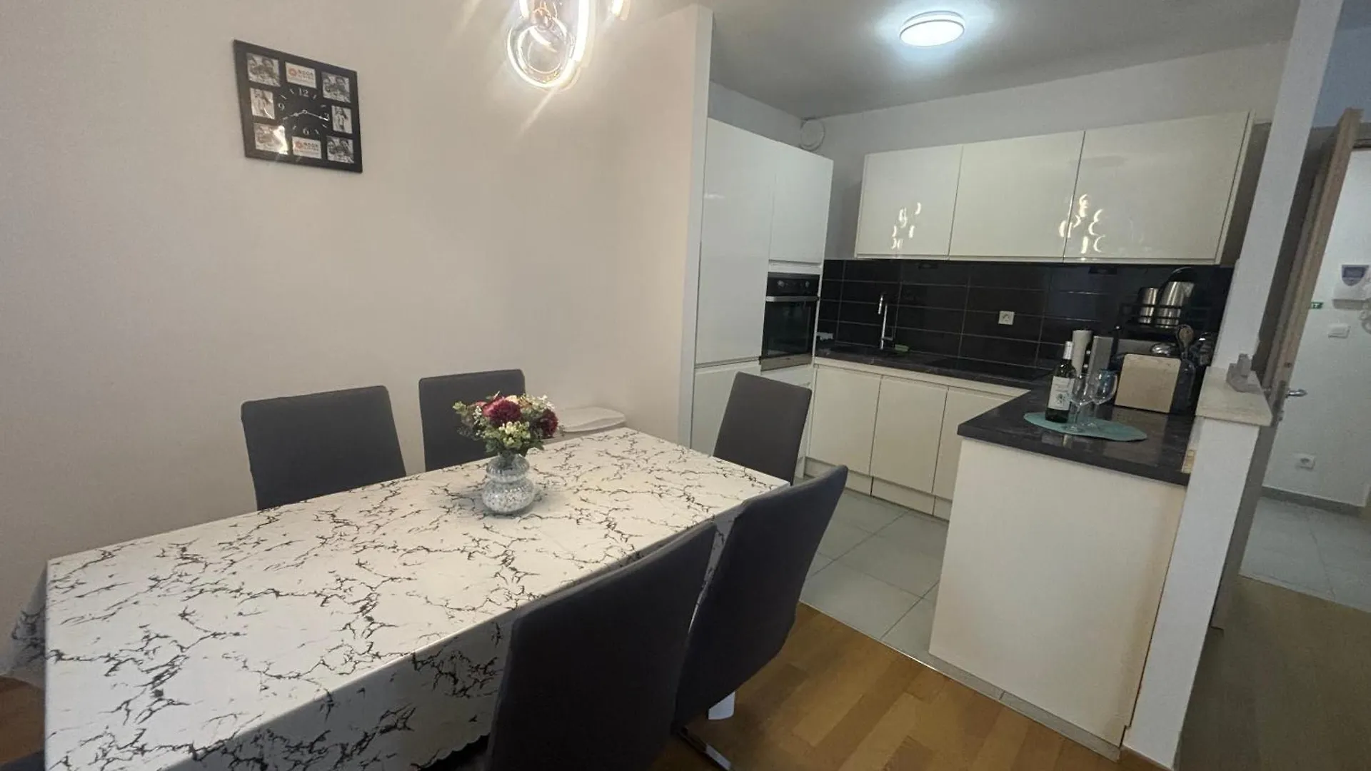 Apartment Dalmatinos Split Znjan