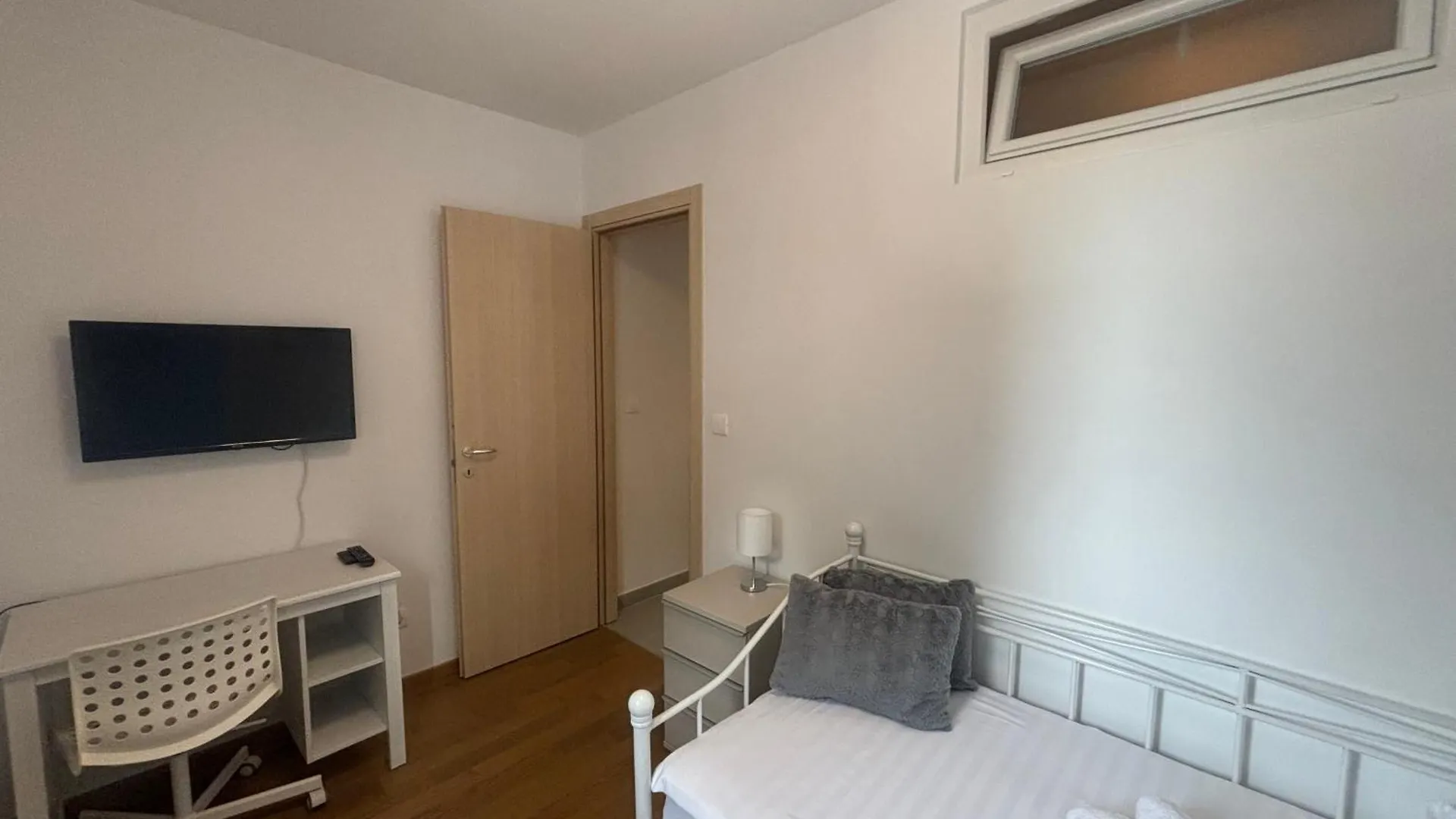 Apartment Dalmatinos Split Znjan