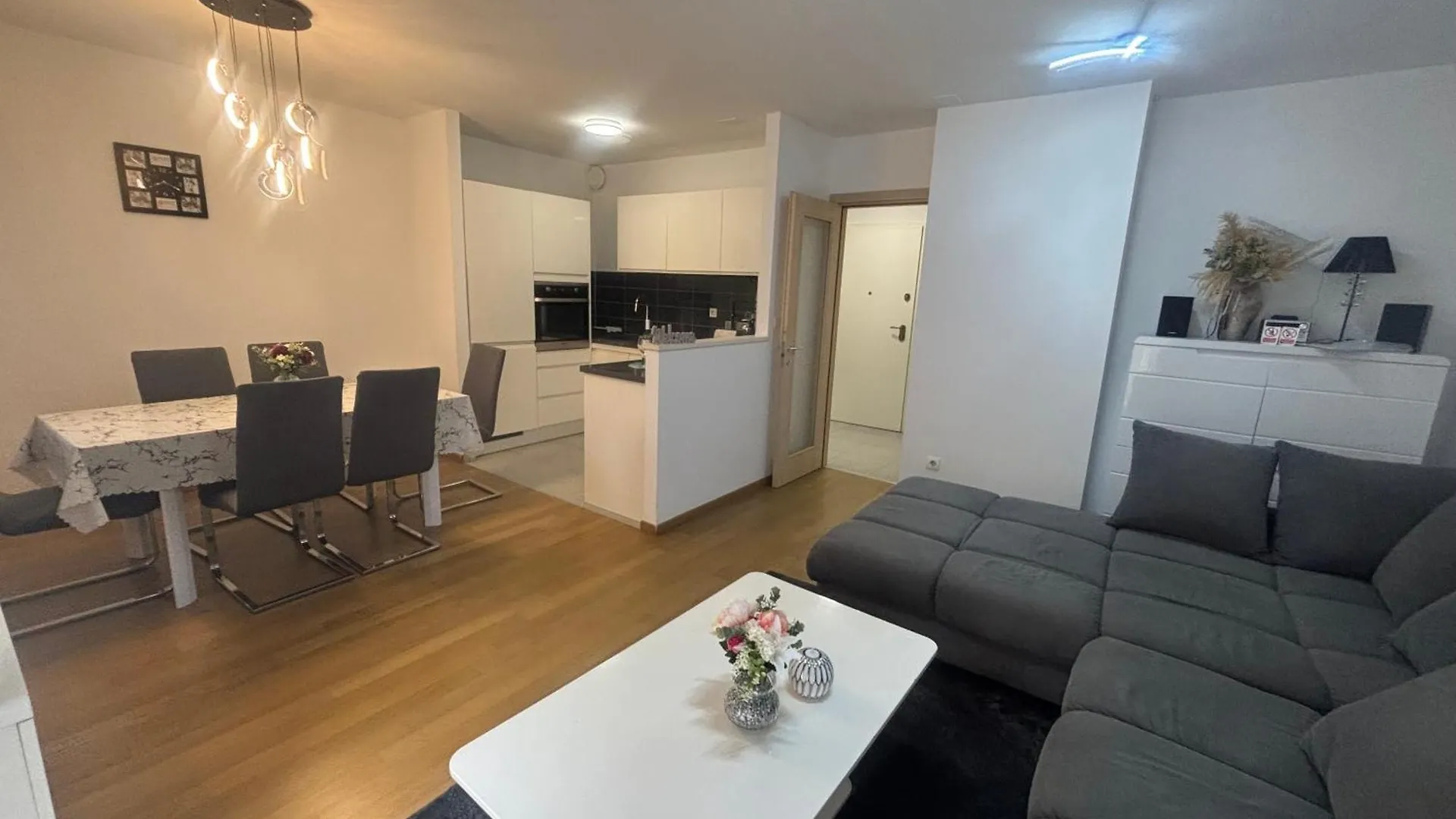 Apartment Dalmatinos Split Znjan 0*,  Хорватия